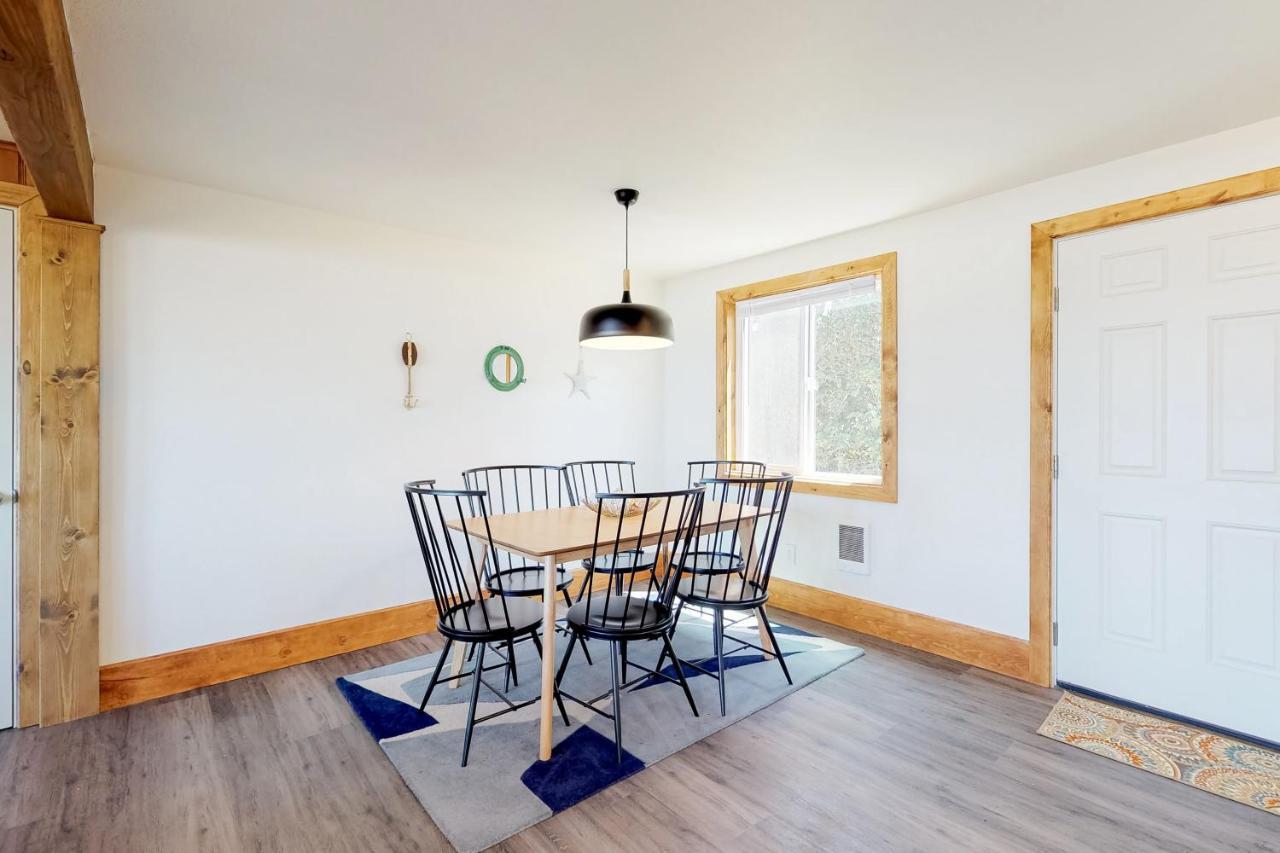 Cape Cod Cottages - #2 Waldport Bagian luar foto