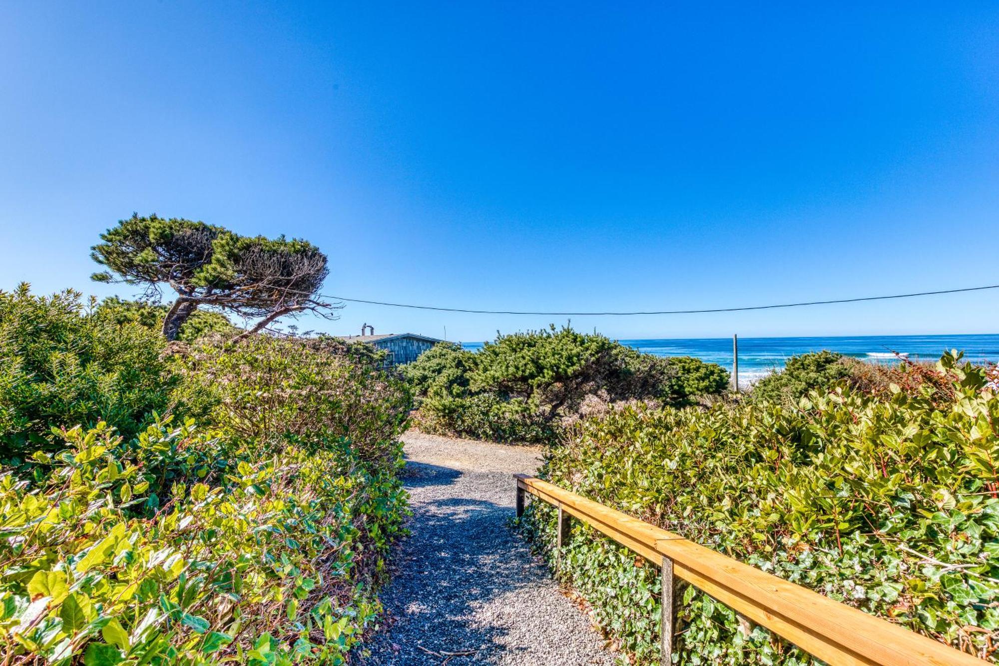 Cape Cod Cottages - #2 Waldport Bagian luar foto